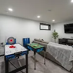 Modern Home By Edmonton Airport